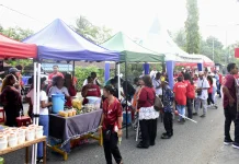 Stand UMKM Meriahkan Kirab Salib IYD dan Karnaval Iman Merdeka di Paroki Imanuel