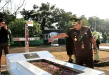 Kajati Papua Barat Ziarah ke TMP Trikora Sanggeng, Kenang Jasa Para Pahlawan