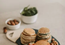 Sarapan Praktis dan Bergizi dengan Pancake Oatmeal Pisang dan Smoothie Oatmeal