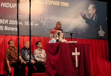 Gubernur Papua Barat Dorong Pembaruan Iman untuk Perkuat Karakter Masyarakat
