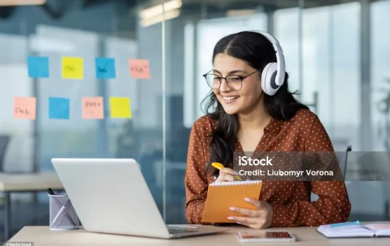 Di Balik Nyamannya Headphone, Ada Risiko Bagi Telinga