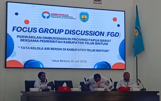Ombudsman Papua Barat dan Pemerintah Teluk bintuni melakukan FGD