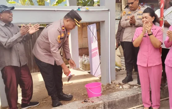 Polresta Manokwari Bangun Sumur Bor untuk Warga Fanindi