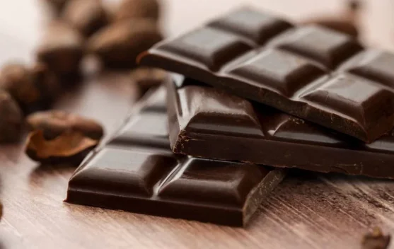 Manfaat Coklat Hitam untuk Kesehatan: Kandungan, Khasiat, dan Cara Mengkonsumsinya