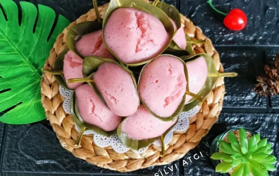 Cuma Setahun Sekali! Apem Conthong Jatisrono, Kuliner saat Grebeg Suro