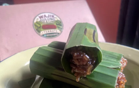 Wajik Gulung Daun, Kuliner Tradisional yang Manis dan Sarat Cita Rasa
