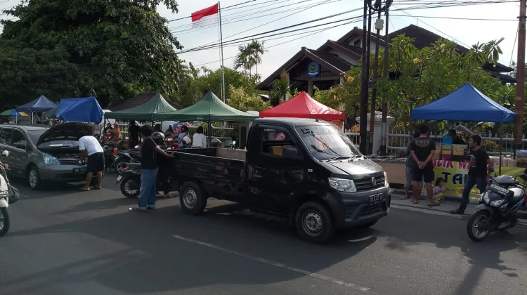 Aneka Kue Takjil Ramai Dijual jelang Berbuka Puasa