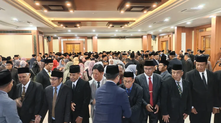 Gubernur Lantik 392 Pejabat Eselon III dan IV Pemprov NTB