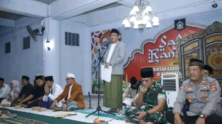Safari Ramadan 1447 H Perdana, Bupati Loteng Sapa Warga di Masjid Al-Huda Mantang
