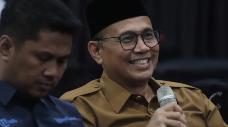 Gaji 13 hingga THR Guru NTB Dipastikan Cair