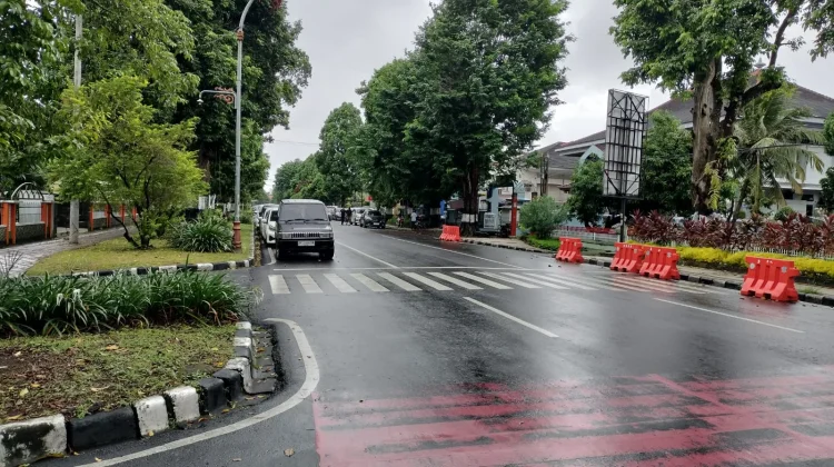 Walikota Pindah PKL di Jalan Adisucipto menuju Eks Bandara