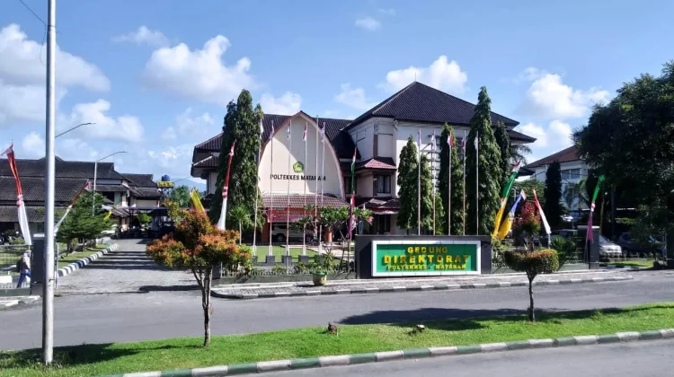 Poltekkes Mataram Siapkan Tenaga Kesehatan Berstandar Global