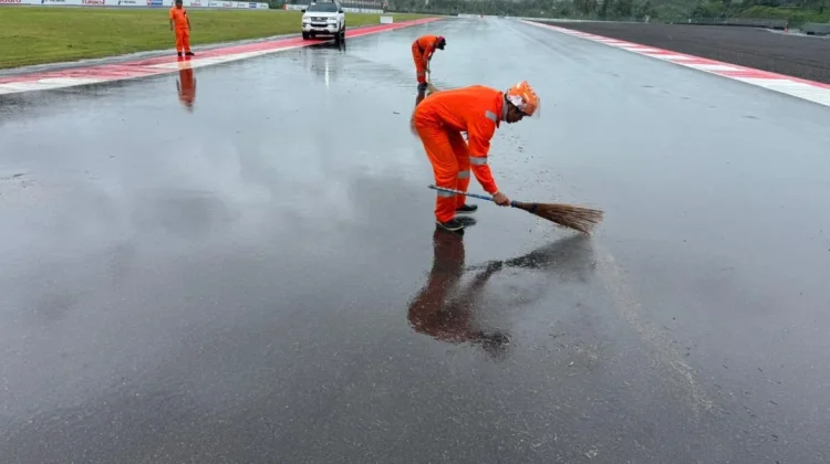 Drainase Optimal, Sirkuit Mandalika Tetap Layak Digunakan setelah Hujan Lebat