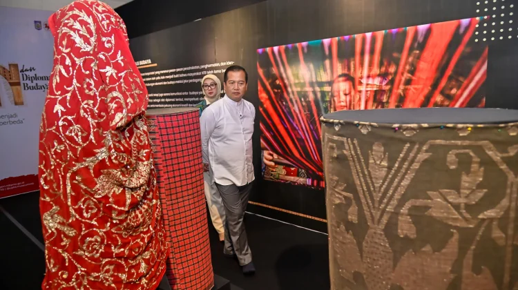 Promosikan Wastra Lombok, Gubernur NTB Diundang ke Australia
