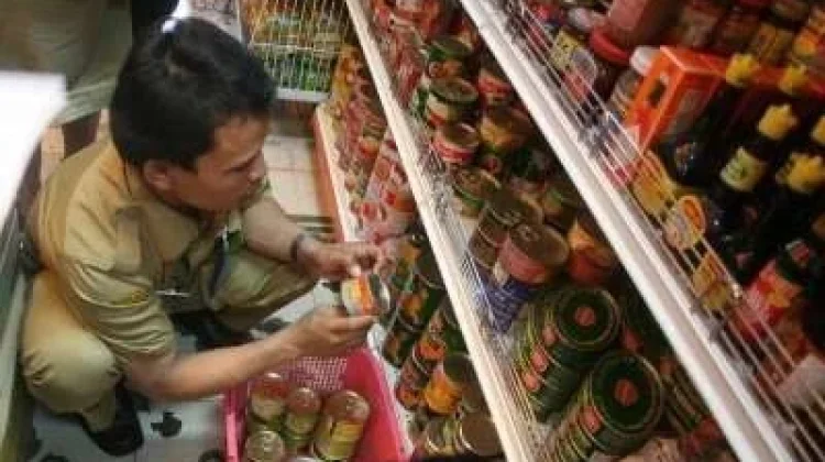 Sidak Pasar, Dinkes Temukan Mamin Berbahaya