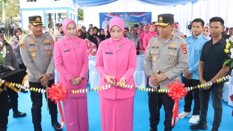 Wujudkan Asta Cita Presiden, Kapolda NTB Resmikan SPPG Polres Loteng Dukung MBG