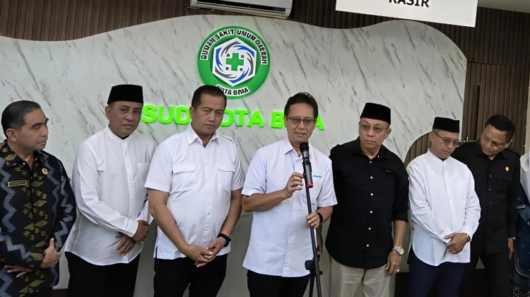 Dampingi Menkes Tinjau RSUD Kota Bima, Gubenur NTB: Makasih Presiden Prabowo