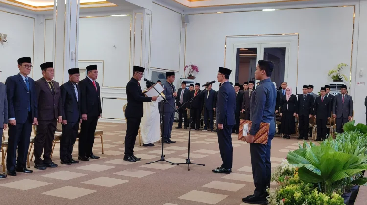 Mutasi Pejabat, Wali Kota Tekankan Penguatan Sistem