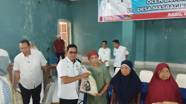 Bupati Lombok Timur Launching Program Paket Sembako 2026 di Masbagik Selatan