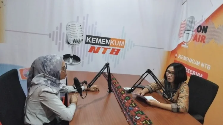Kanwil Kemenkum NTB Gelar Podcast Bahas Peran LBH dalam Mencetak Paralegal