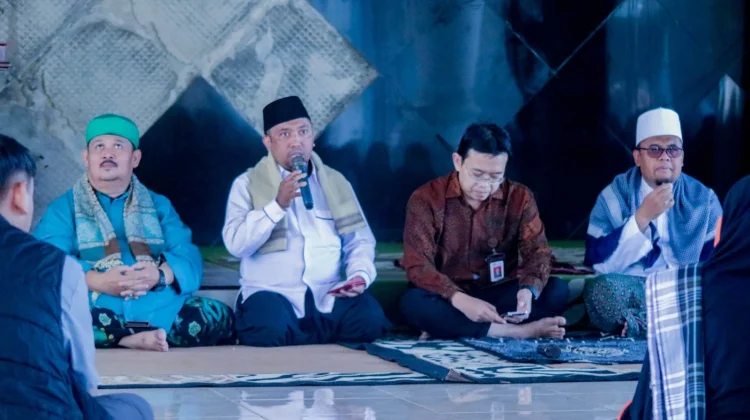 OJK NTB Edukasi Literasi Keuangan Santri di Ponpes Nurul Hikmah Langko Lobar