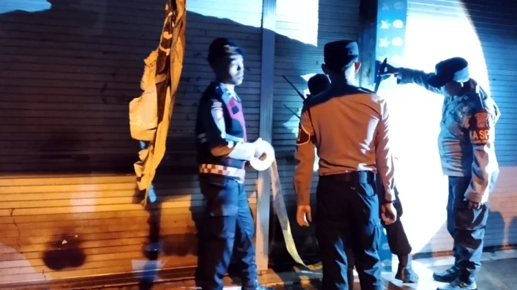 Ledakan Tabung Gas Picu Kebakaran Rumah Makan di Taman Sari