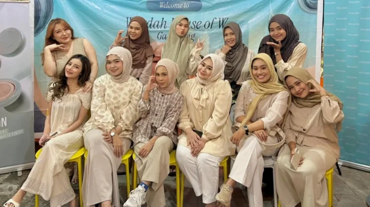 Edukasi Kecantikan Berbasis Teknologi di Mataram