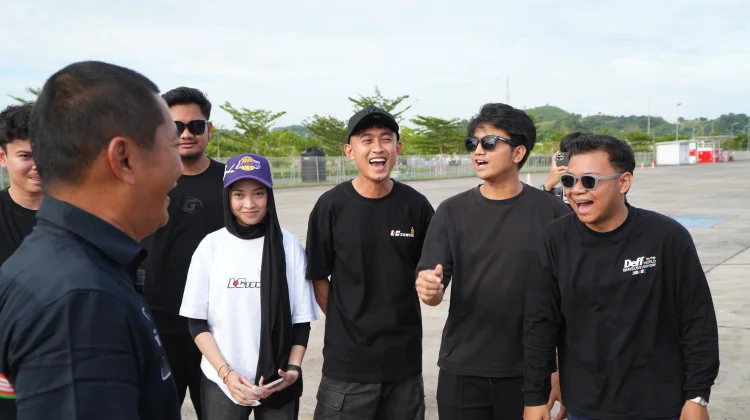 Suasana Ramadan di Mandalika, Aksi Drift Gratis Jadi Daya Tarik