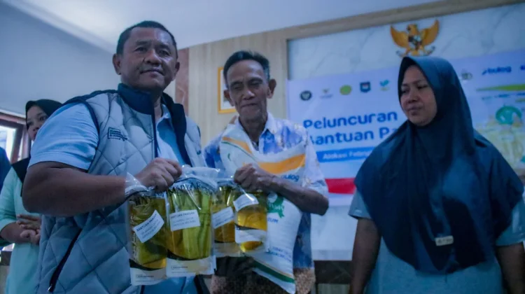 Menjelang Lebaran, Bulog NTB Salurkan Bapang ke Puluhan Ribu Warga Lombok Utara