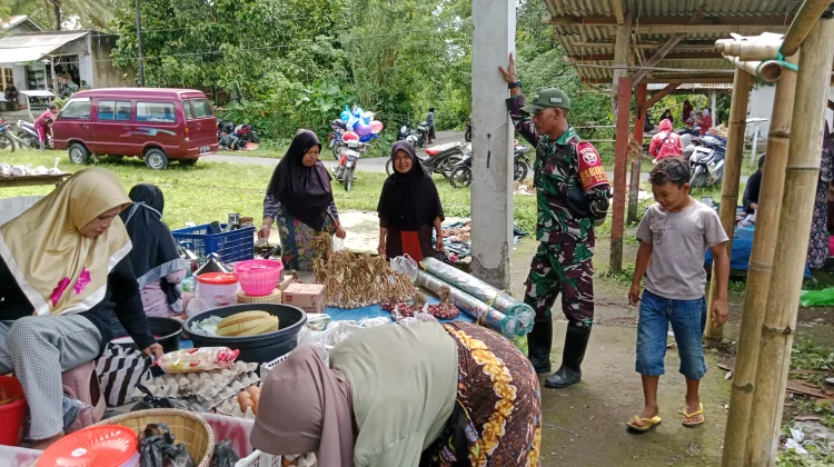 Sidak Pasar Jelojok, Wabup Ingatkan Pedagang Tak Naikkan Harga Terlalu Tinggi