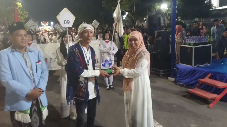 Malam Takbiran, Lombok Barat Jadi Panggung Kreativitas Remaja dan Persatuan Warga