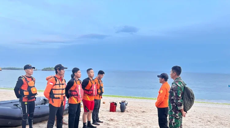 Wisatawan Terseret Ombak di Tanjung Beloam, Tim SAR Lakukan Pencarian