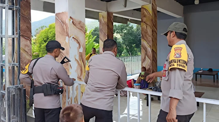 Polisi Beri Keamanan dan Kenyamanan Masyarakat saat Liburan
