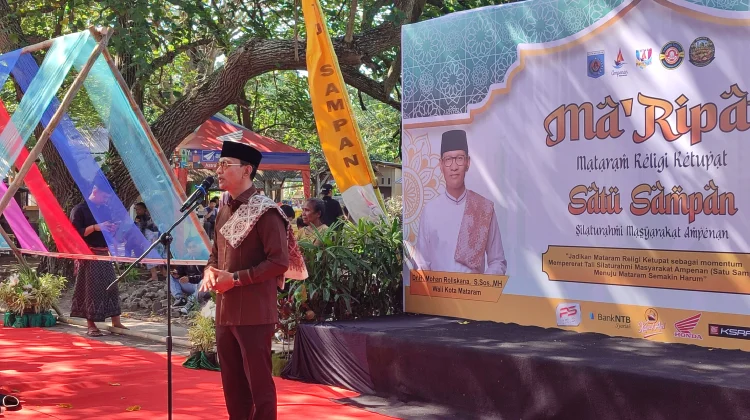 Lebaran Topat di Mataram Jadi Simbol Toleransi dan Warisan Budaya yang Terjaga