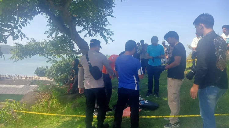 GEGER! Warga Loteng Dikejutkan Penemuan Mayat Gantung Diri di Perbukitan Gunung