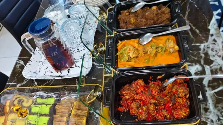 Tips Menjaga Kesehatan setelah Makan Berlebihan saat Lebaran