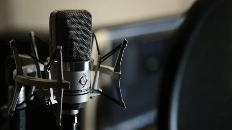 Jangan Dikira Gratis! Ini Harga Microphone yang Dimiliki Voice Over Talent