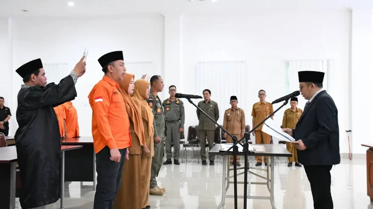 Bupati Najmul Lantik Pejabat Manajerial dan Kepala Puskesmas
