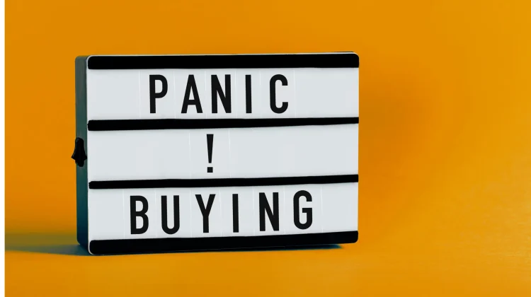 Jangan Panic Buying! Ini Efek Dominonya Bagi Masyarakat