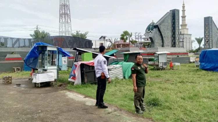 Demi Ketertiban, Satpol PP KLU Imbau PKL Tidak Berjualan di Trotoar