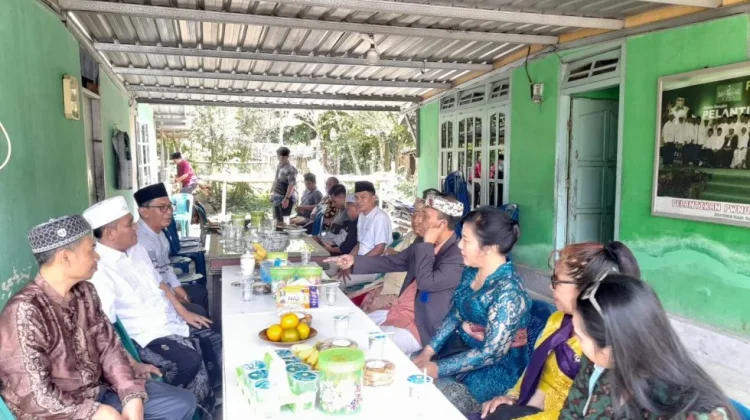 Silaturahmi Lintas Kampus Menguat, Rektor IAHN Gde Pudja Mataram Jadi Tamu Perdana