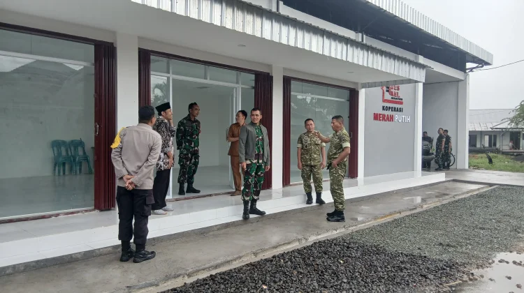 Danrem 162/Wira Bhakti Tinjau Progres Pembangunan KDKMP di Empat Titik