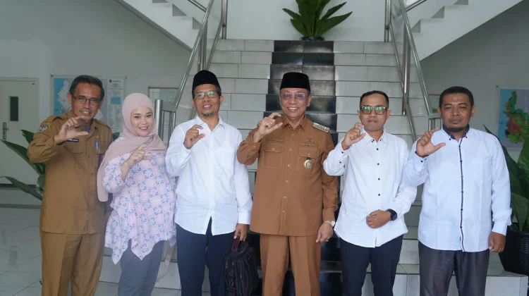 Bersama KI NTB, Wali Kota Bima Tegaskan Komitmen Transparansi Publik