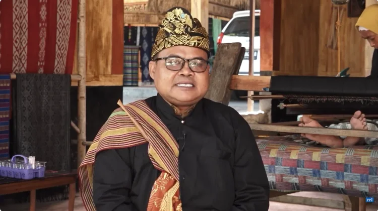 Kalau Identitas Hilang, Tenun Tinggal Cerita