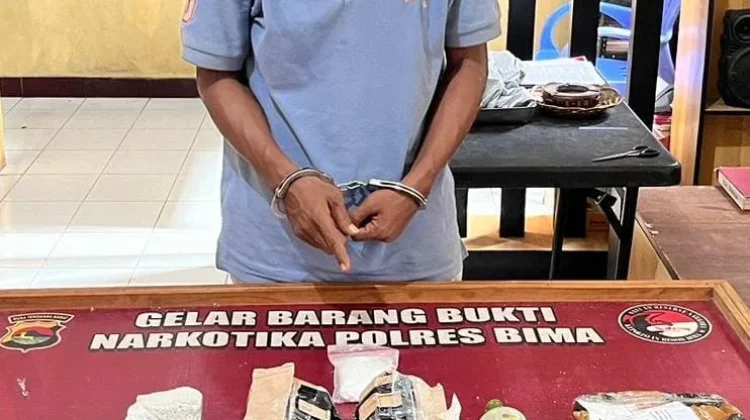 Residivis Narkoba Ini Kembali Ditangkap saat Ambil Paket Sabu di Jasa Pengiriman