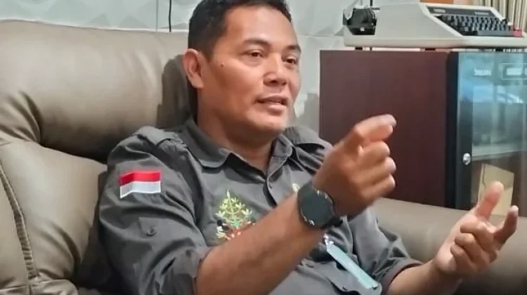 Taksi Bandara Mahal, Kunjungan ke Tambora Terhambat