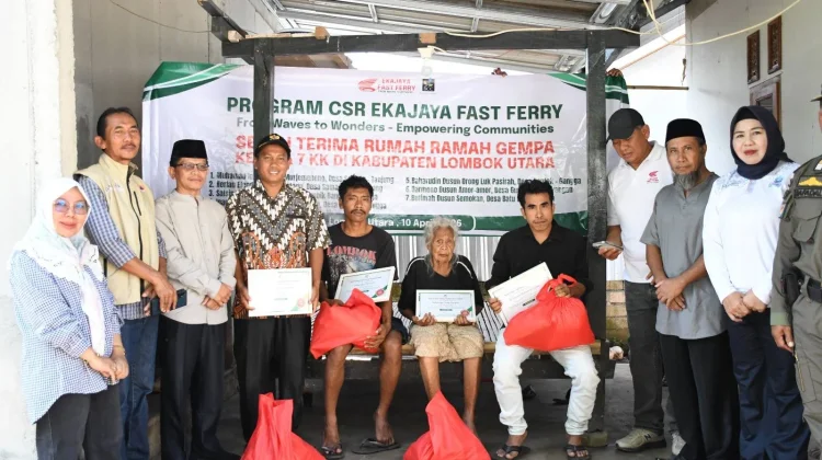 Kolaborasi Pemda KLU dan PT Eka Jaya Serahkan Rumah Layak Huni untuk Warga