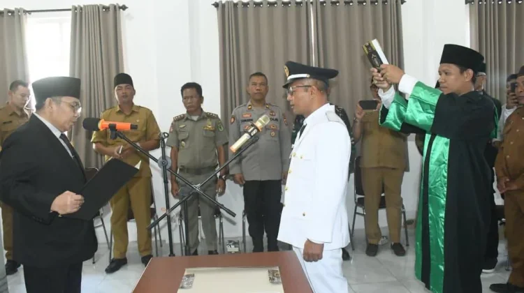 Budi Hartono Resmi Dilantik Jadi Kades Antarwaktu Dangiang