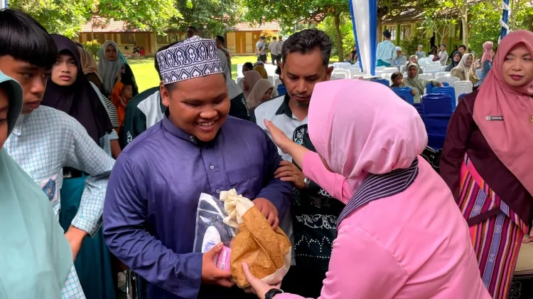 Bhayangkari NTB Bawa Bantuan dan Harapan bagi Siswa SLBN 1 Lombok Utara