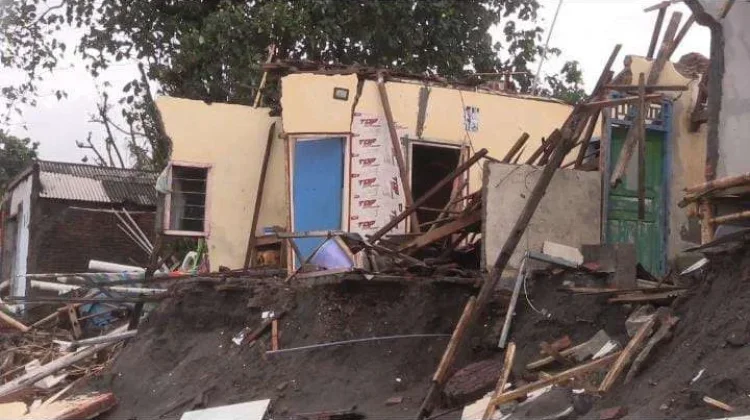 Banjir Rob Intai Pesisir Lombok dan Bima 15 sampai 24 April 2026